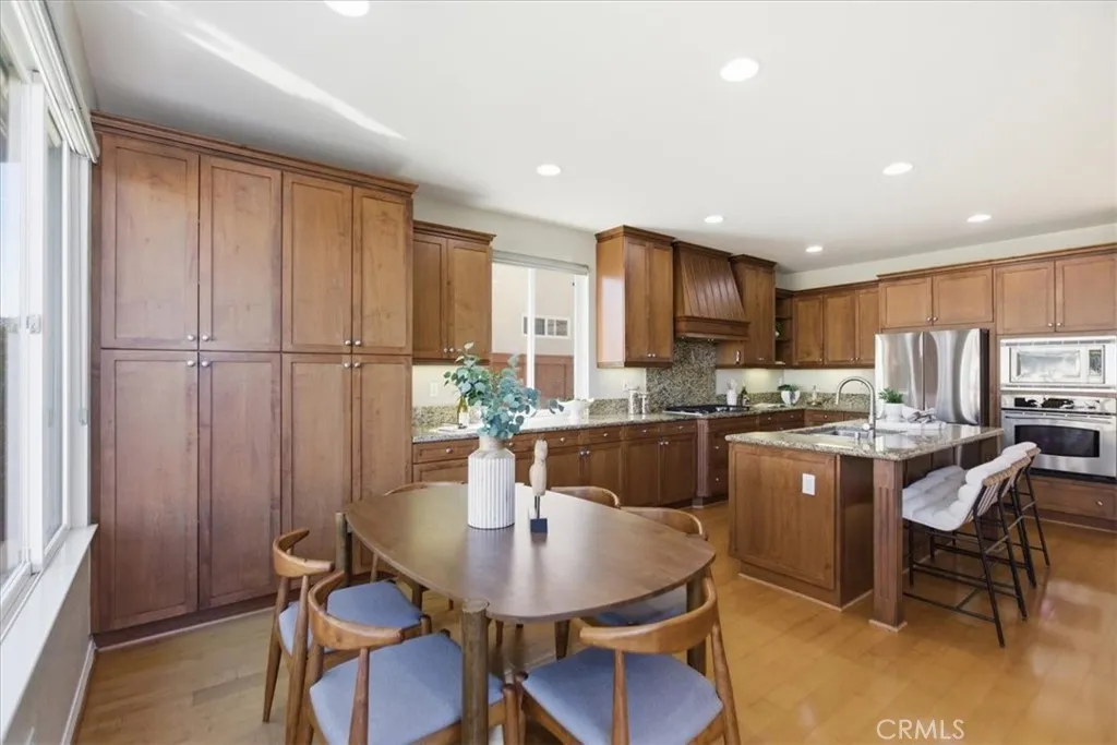 Additional image 55 of 8270 Torrey Gardens Pl, San Diego, CA 92129