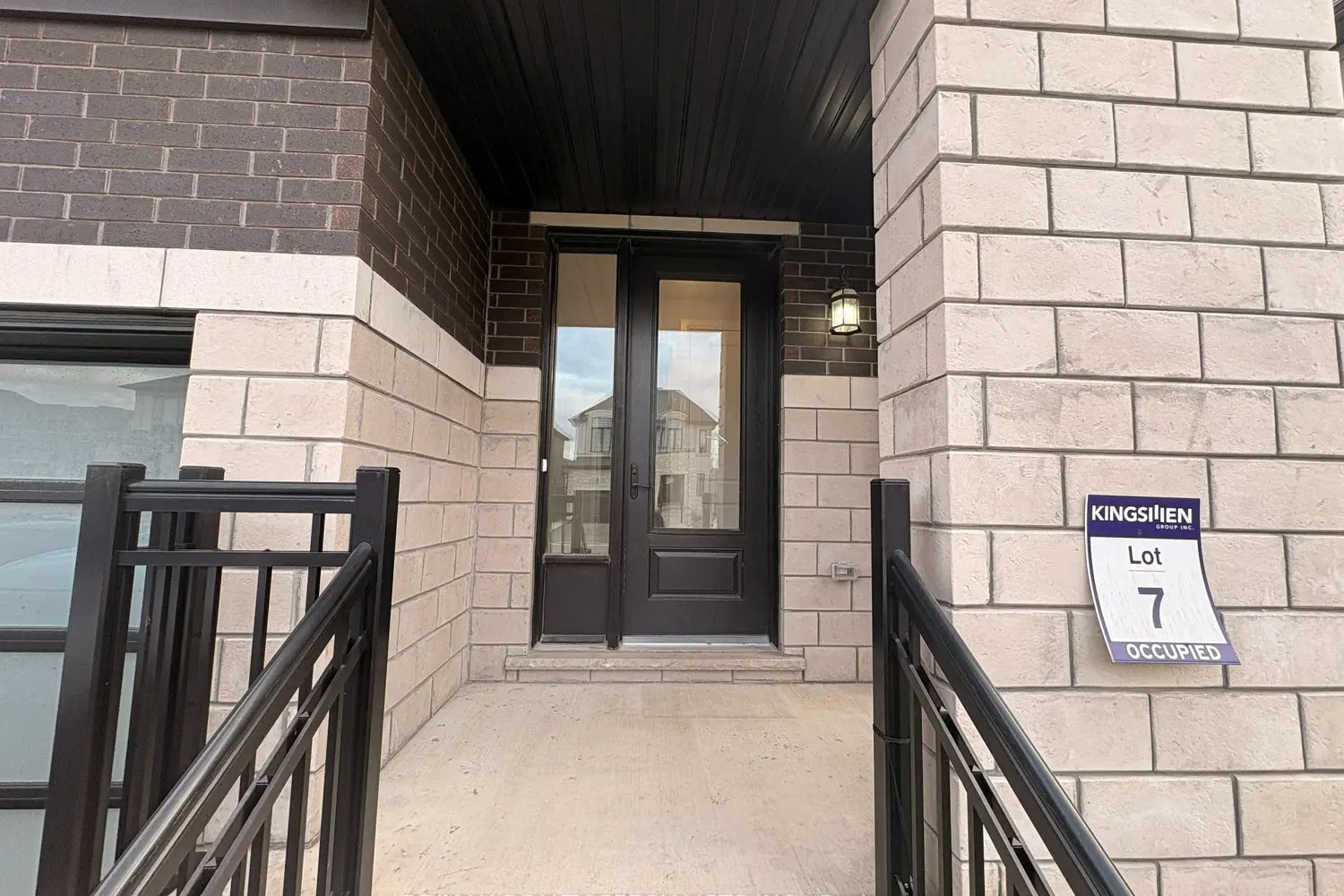 Additional image 2 of 995 Edinburgh Drive