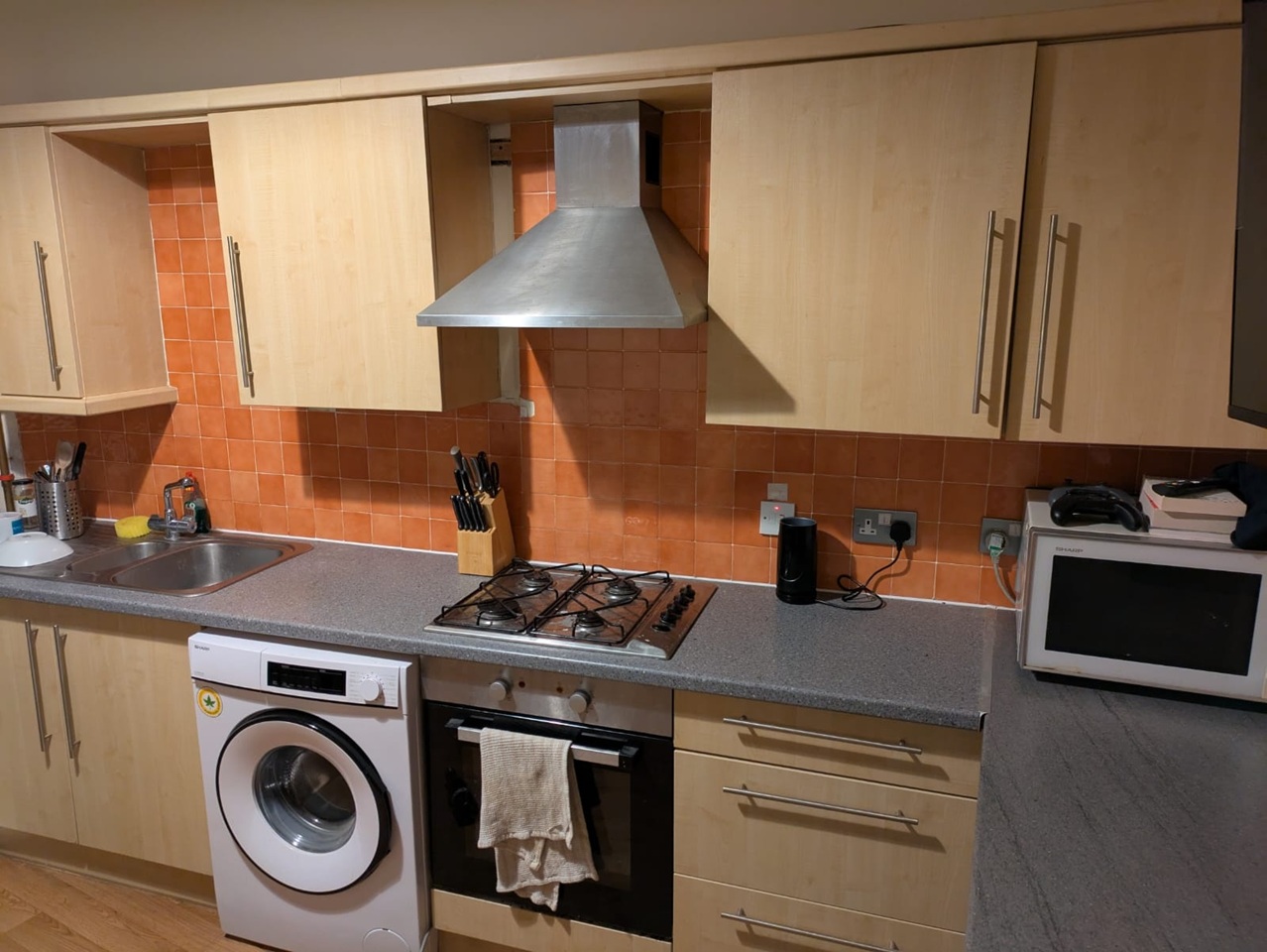 Additional image 5 of Room in a Shared Flat, Sauchiehall Street, G2, N1 7GU