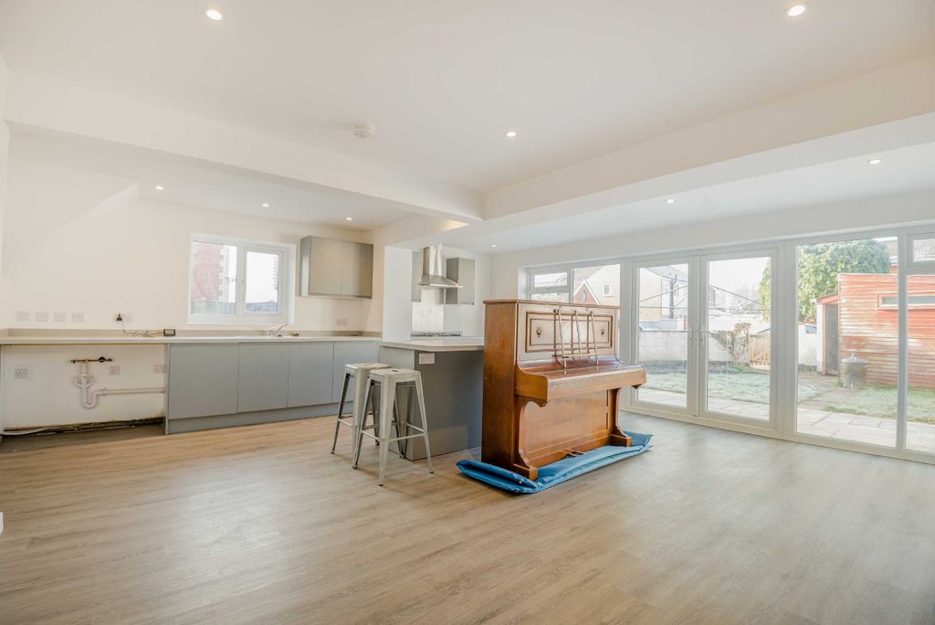 Additional image 10 of 3 bed semi-detached house to rentMaryport Street, Usk NP15