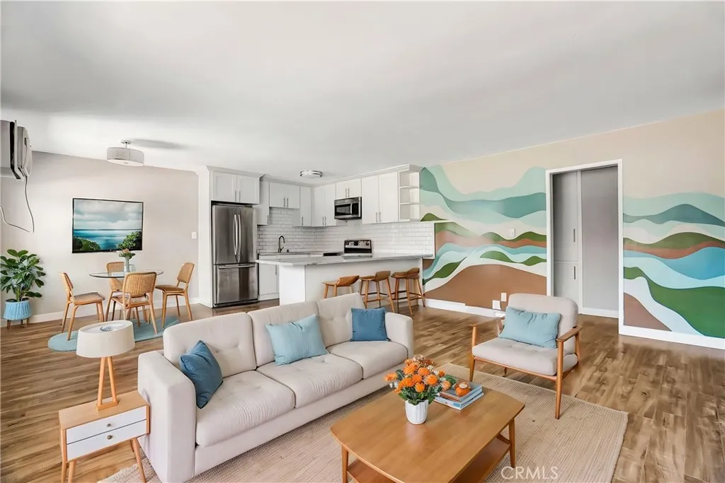 Additional image 2 of 6520 Shirley Avenue Unit 14, Reseda, CA 91335