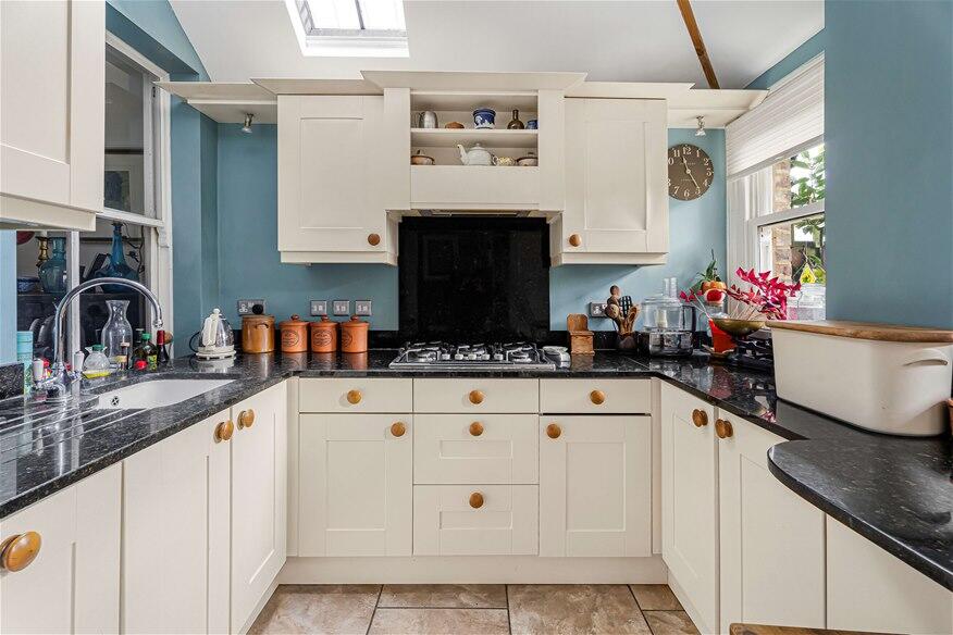 Additional image 6 of East Common, Harpenden, AL5