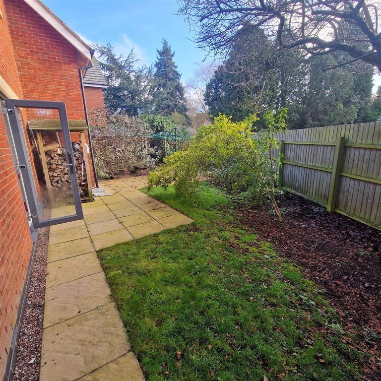 Additional image 29 of 6 bed detached house to rentLimes Close, Bushby, Leicester LE7