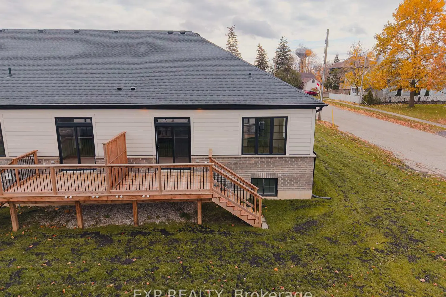 Additional image 18 of 12 Washington Street 201