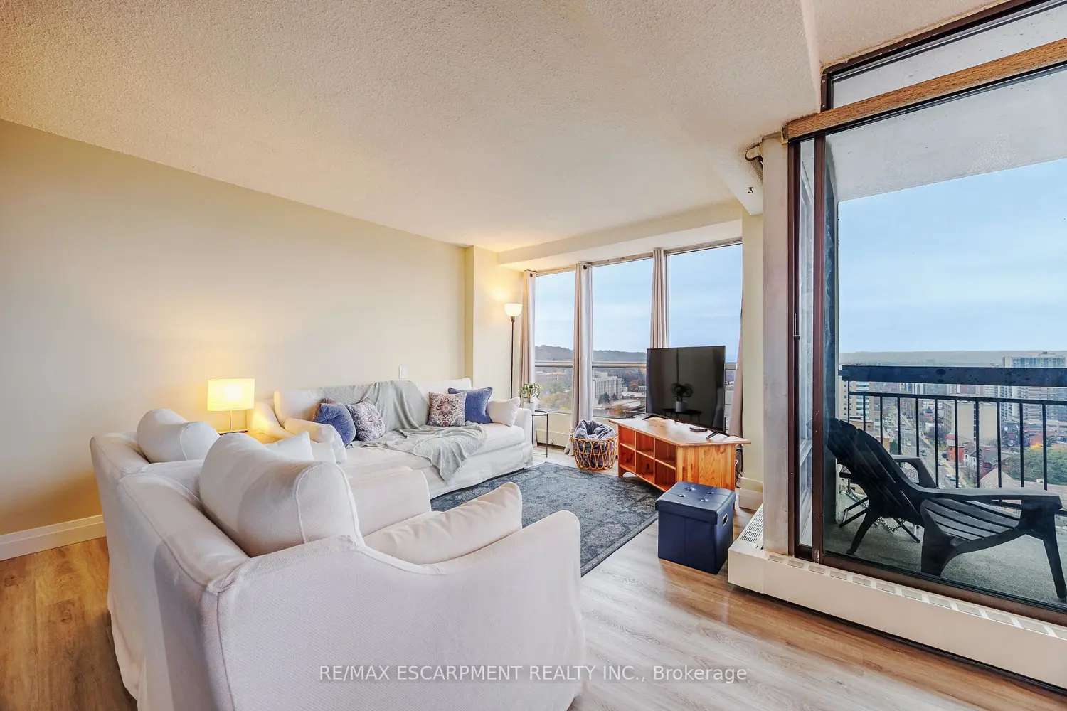 Additional image 3 of 150 Charlton Avenue 2604