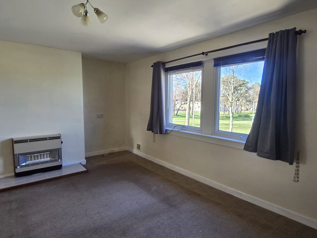 Additional image 3 of 2 bed flat to rentNorth Street, Elgin, Moray IV30