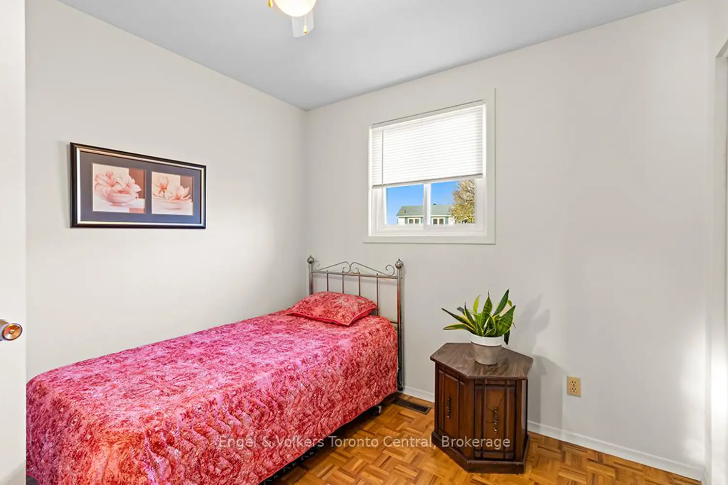 Additional image 9 of 997 15Th 'B' Street