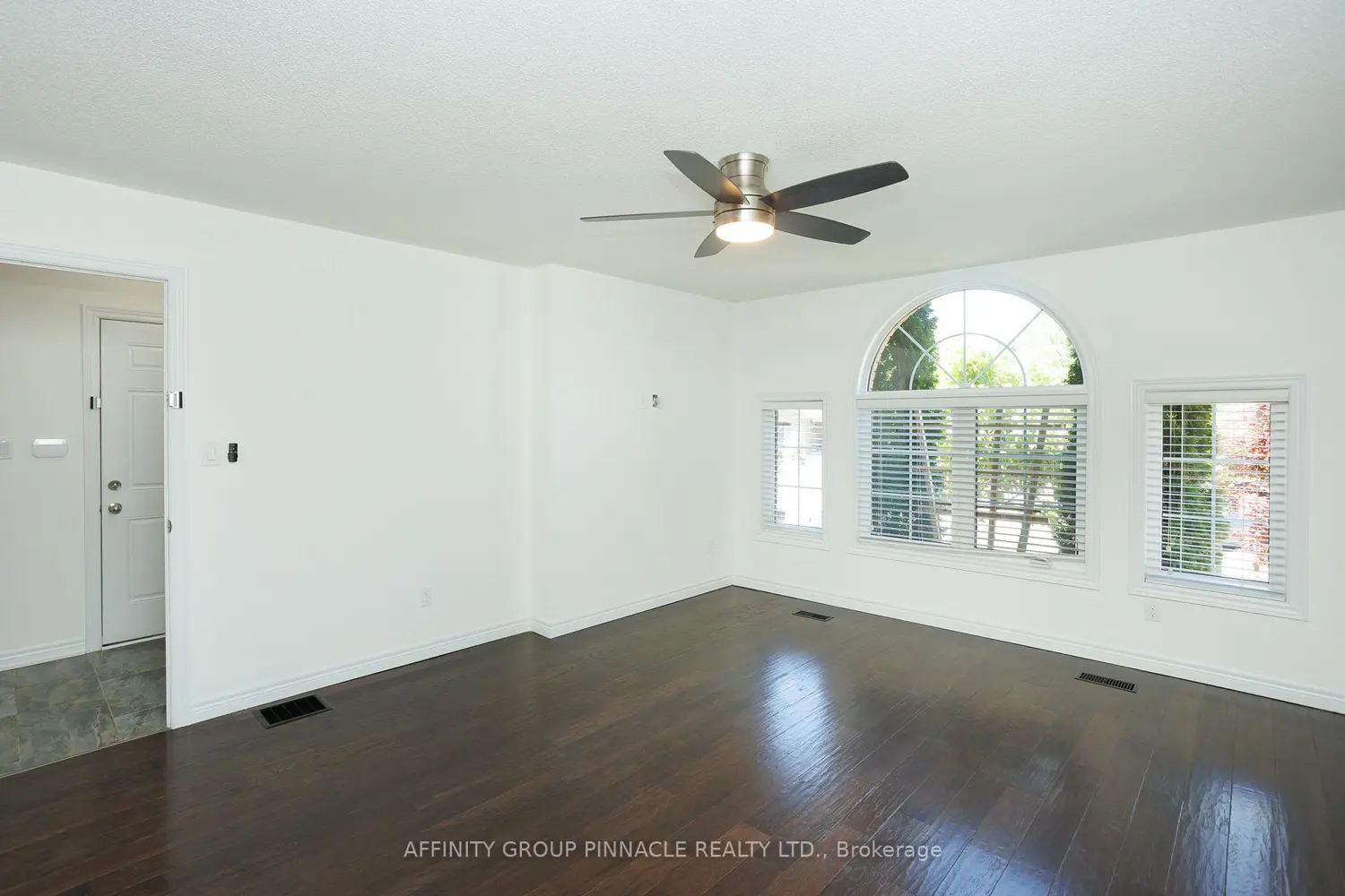 Additional image 8 of 103 Cook Street