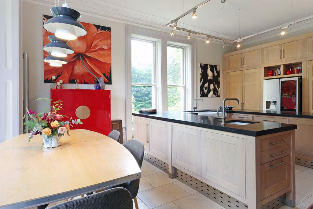 Additional image 22 of 5 bed flat to rentCheltenham, Gloucestershire GL50