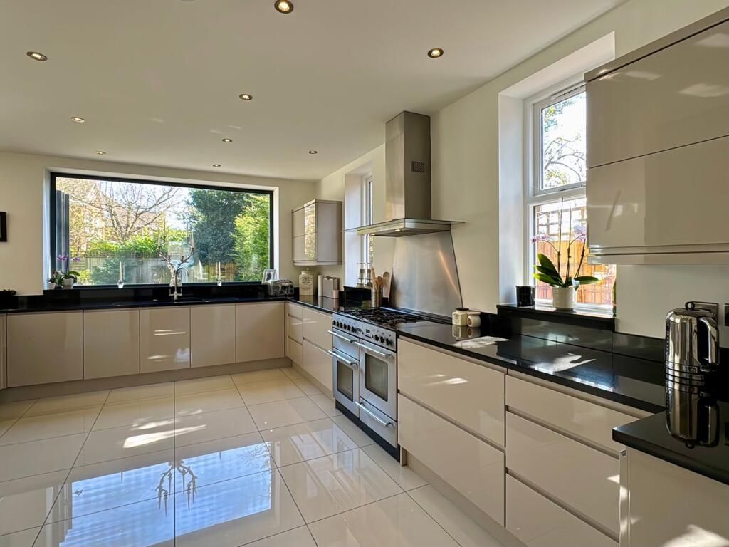 Additional image 6 of 5 bed detached house to rentOpen Golf 2026 -Freshfield Road, Formby L37