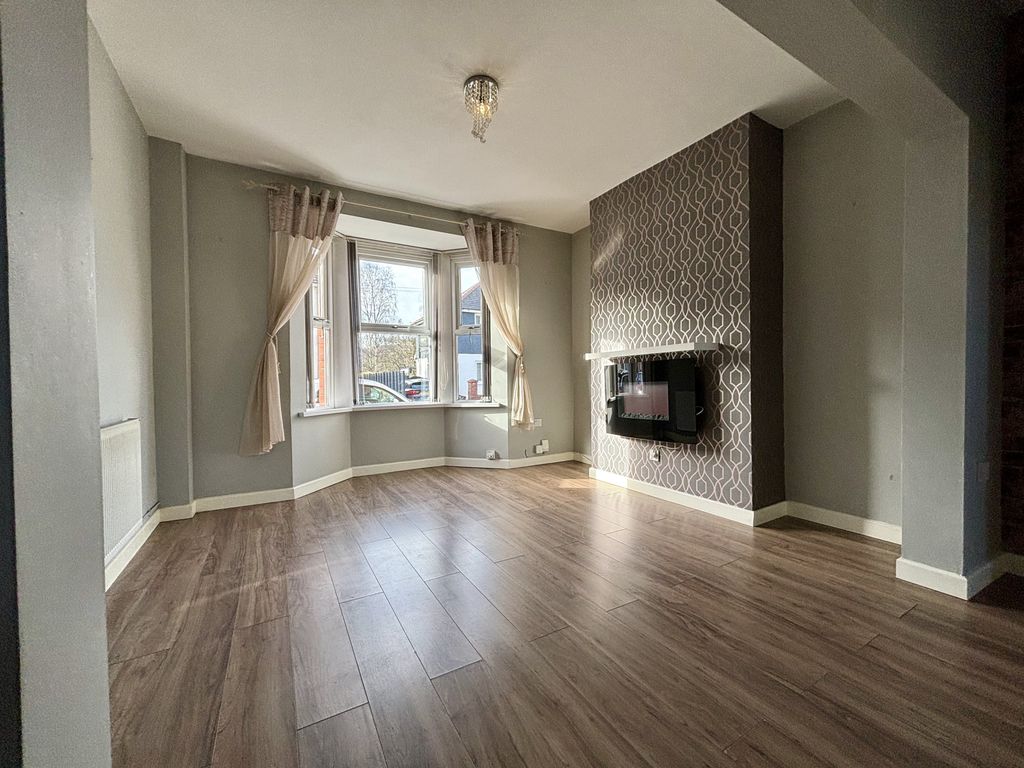 Additional image 4 of 3 bed terraced house to rentChurch Street, Rogerstone, Newport NP10