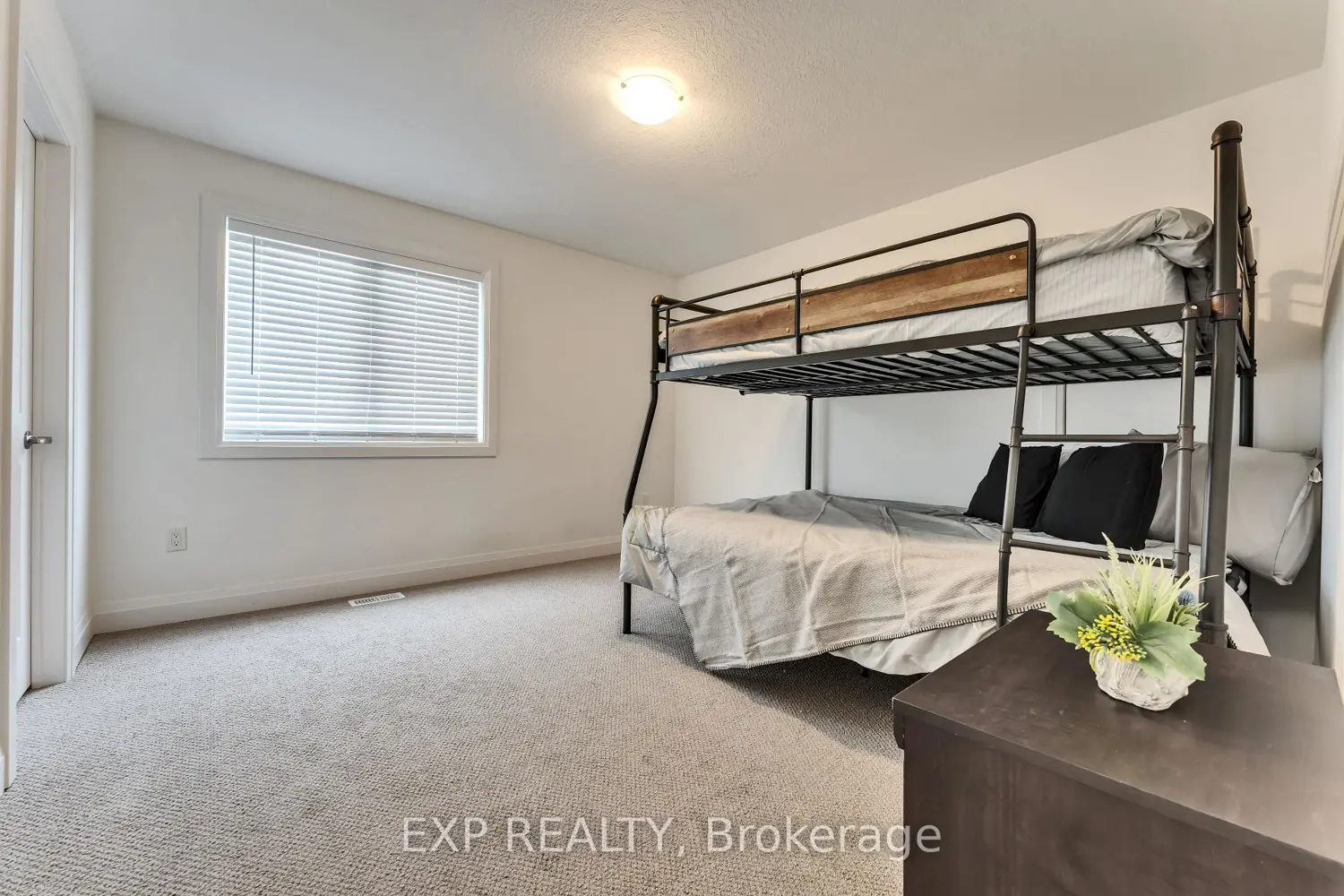 Additional image 15 of 156 Schooners Lane