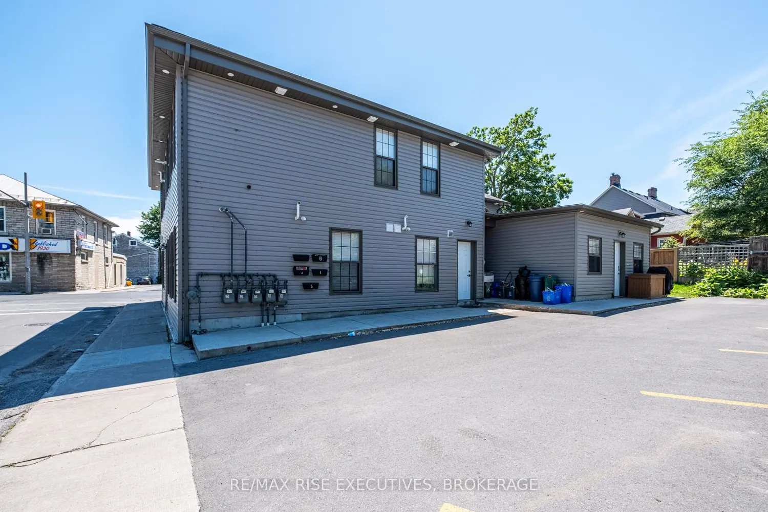 Additional image 2 of 120 Yonge Street