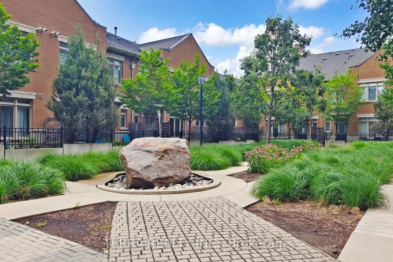 Additional image 9 of 385 Prince Of Wales Drive 2307