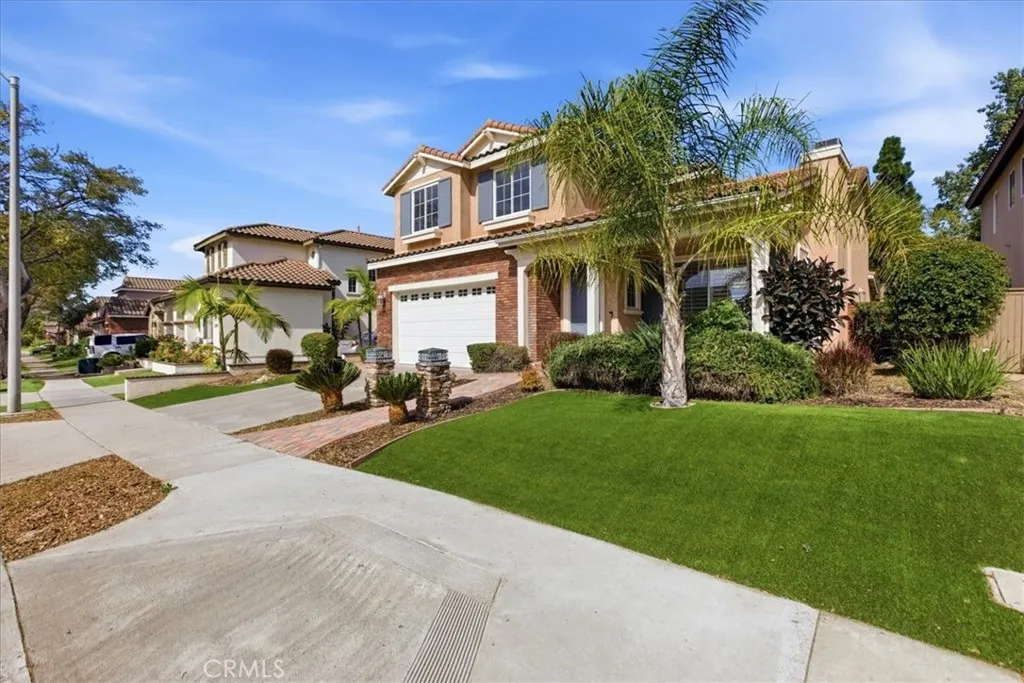 8270 Torrey Gardens Pl, San Diego, CA 92129