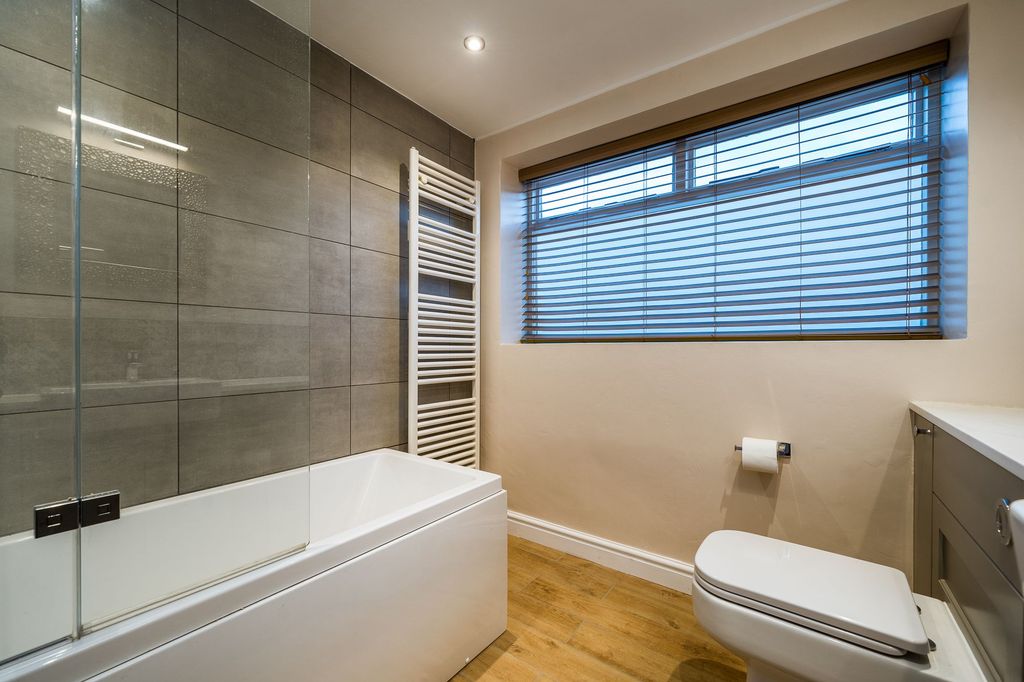 Additional image 10 of 4 bed terraced house to rentDuchy Avenue, Harrogate HG2