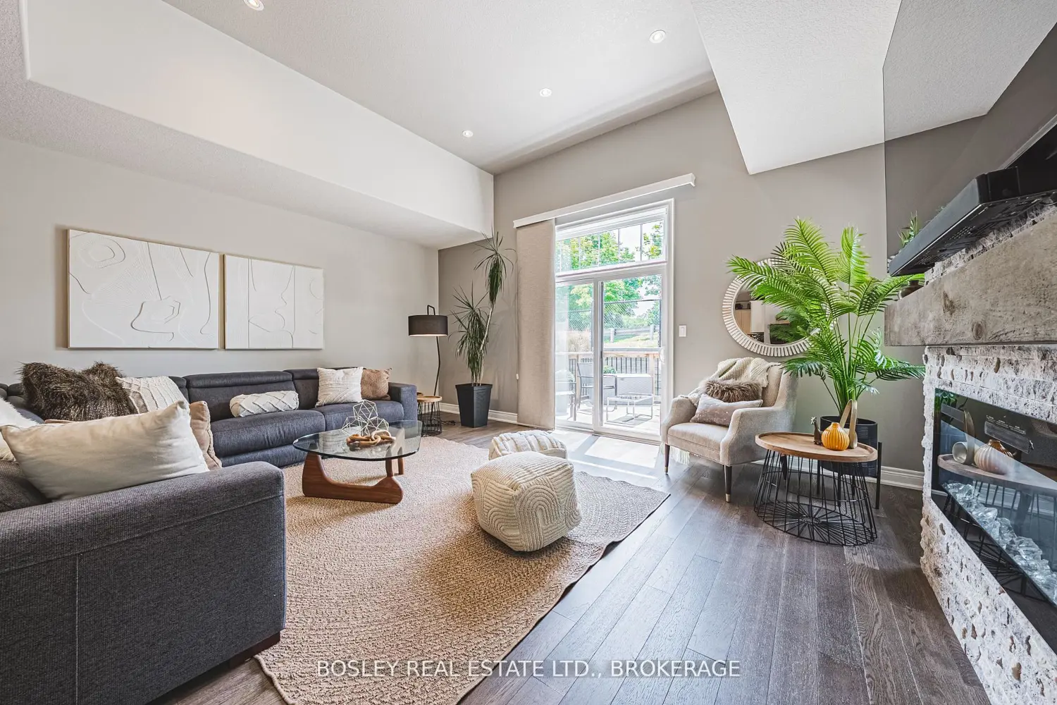 Additional image 8 of 2848 King Street 10