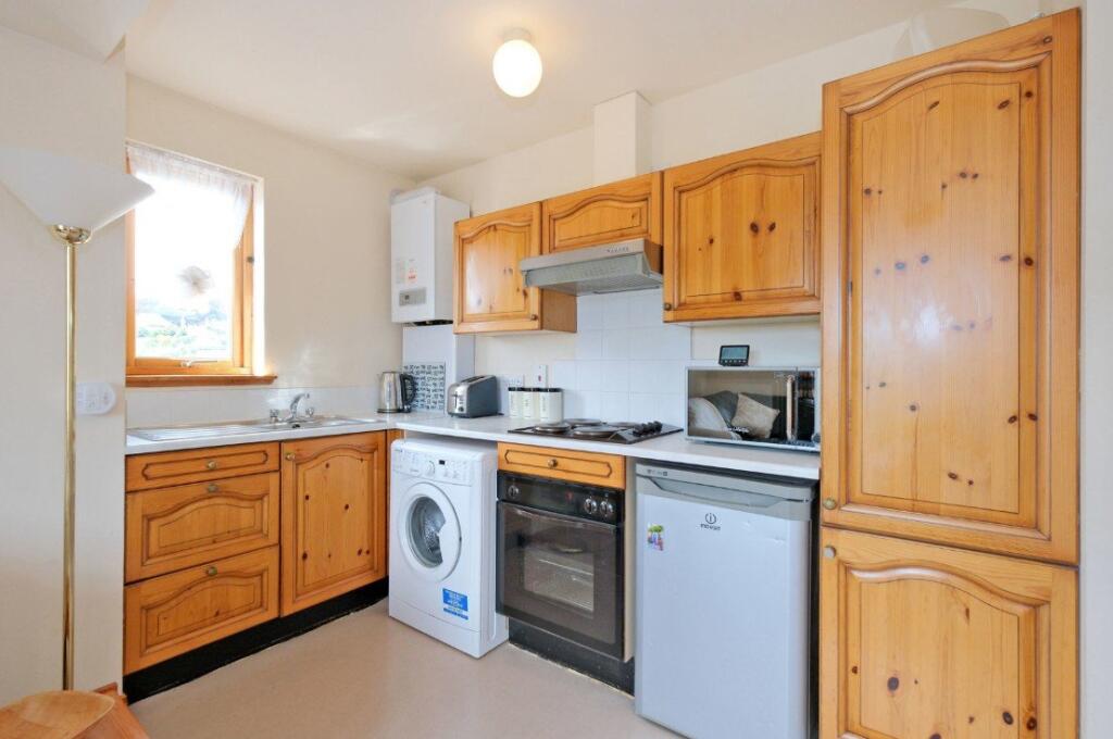 Additional image 9 of Broomhill Terrace, Aberdeen, AB10