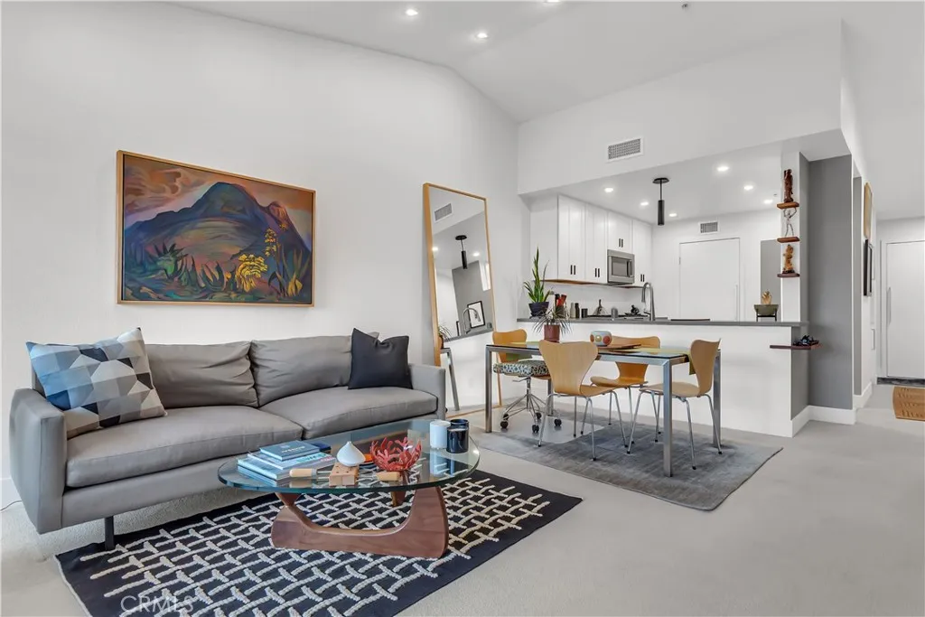 Additional image 33 of 128 Villa Point Dr, Newport Beach, CA 92660