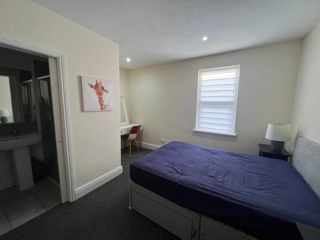 Additional image 6 of 2 bed flat to rentPollux Gate, Lytham St. Annes, Lancashire FY8