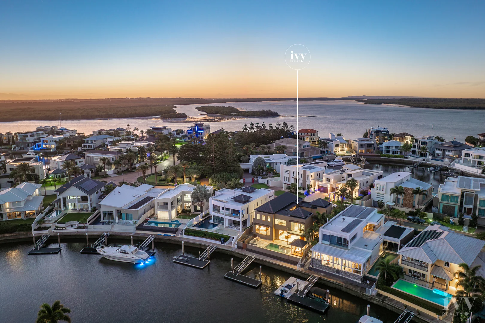 Additional image 34 of 7 Royal Albert Crescent, Sovereign Islands QLD 4216
