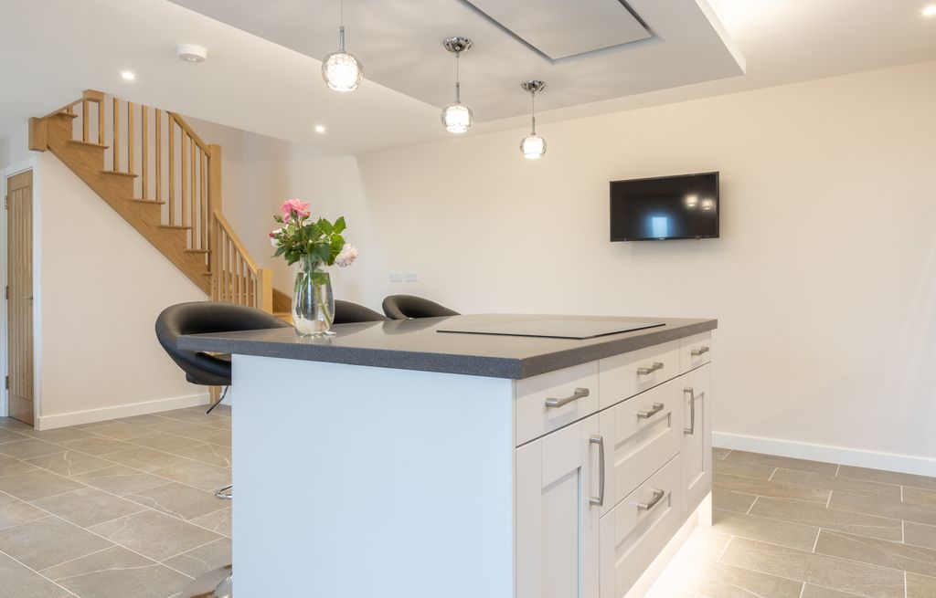 Additional image 16 of 2 bed detached house to rentLa Rue De La Sente, Grouville, Jersey JE3