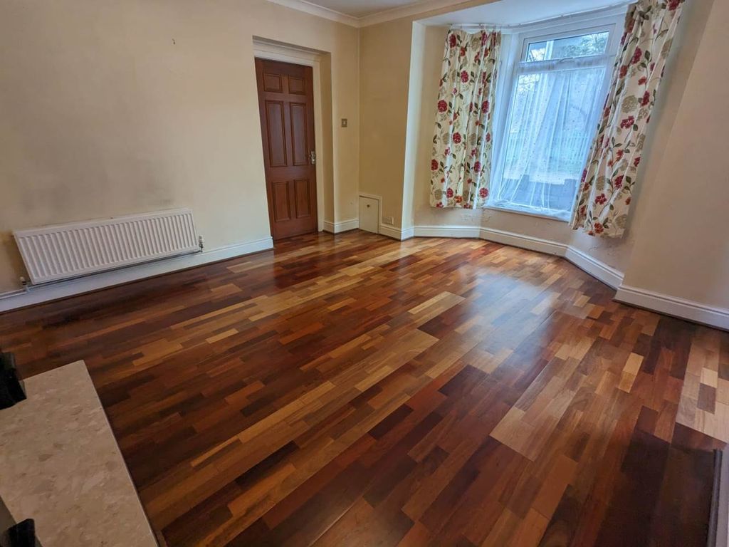 Additional image 3 of 3 bed detached house to rentLodge Drive, Baglan, Port Talbot SA12