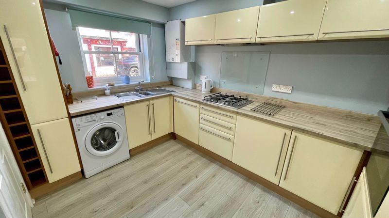 Additional image 3 of 3 bed terraced house to rentHigh Street, Scunthorpe DN17