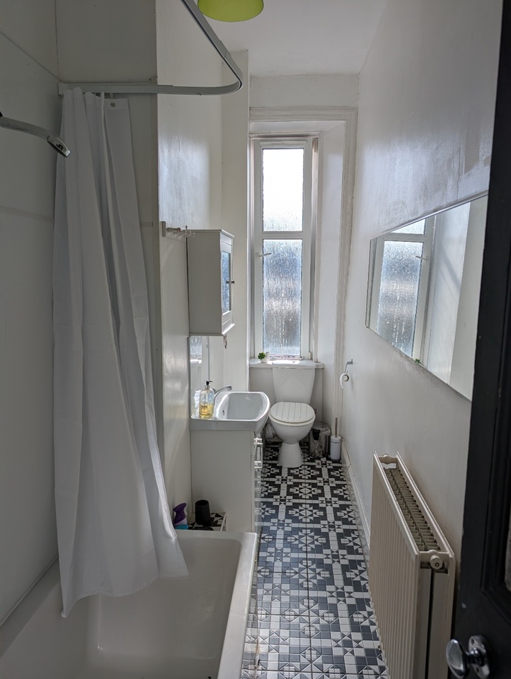 Additional image 4 of 1 Bed Flat, Niddrie Road, G42, N1 7GU