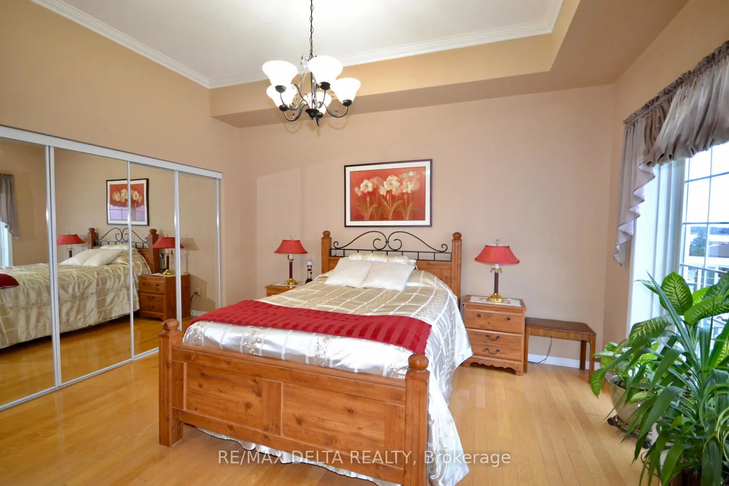 Additional image 9 of 2921 Laurier Street 407