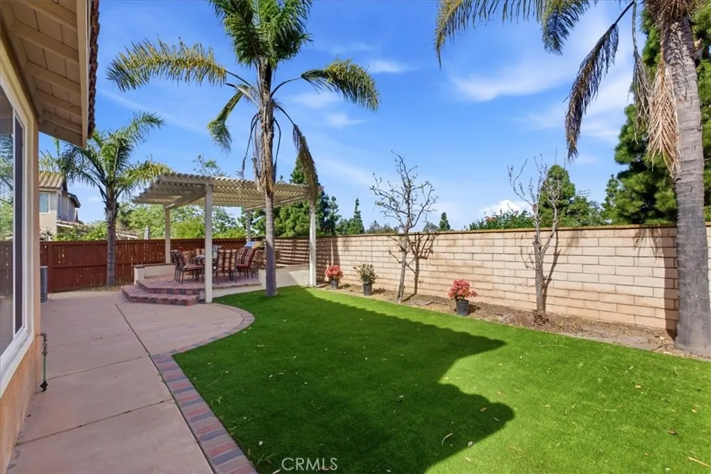 Additional image 81 of 8270 Torrey Gardens Pl, San Diego, CA 92129