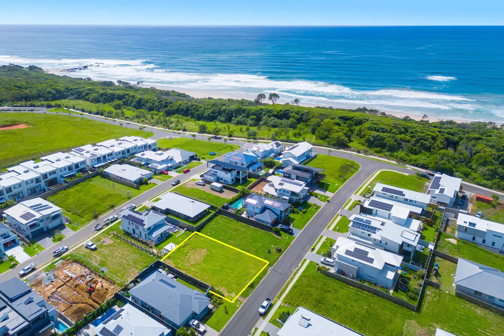 Additional image 2 of 15 Waterside Way, Lake Cathie NSW 2445