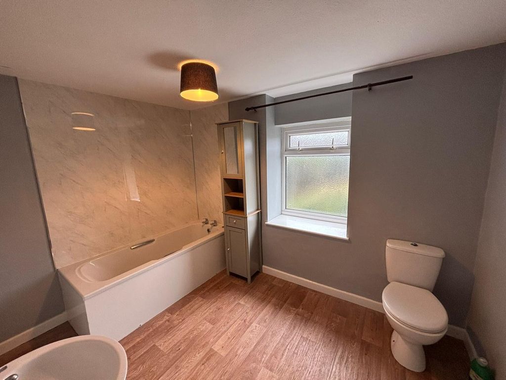 Additional image 9 of 3 bed detached house to rentCantref, Brecon LD3