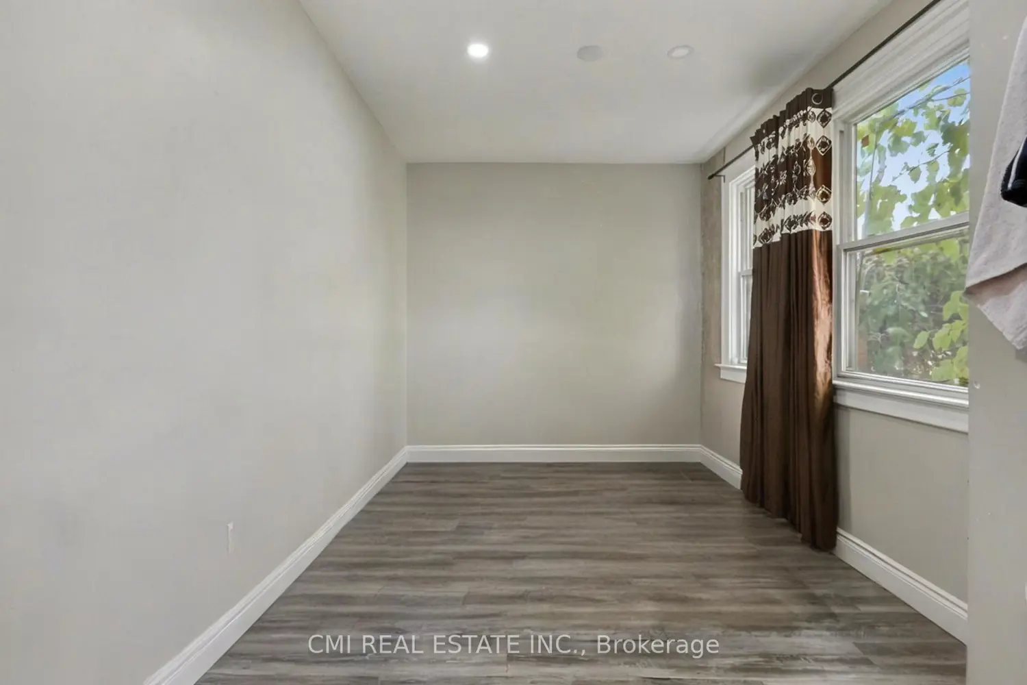 Additional image 7 of 122 Montrose Street