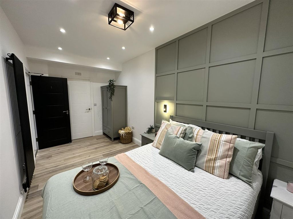 Additional image 10 of Studio to rentWellingborough Road, Rushden NN10