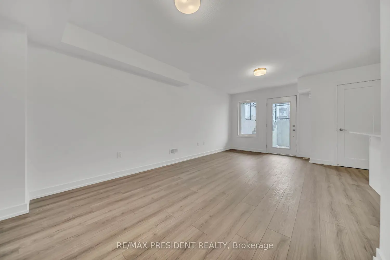 Additional image 7 of 940 David Street 81