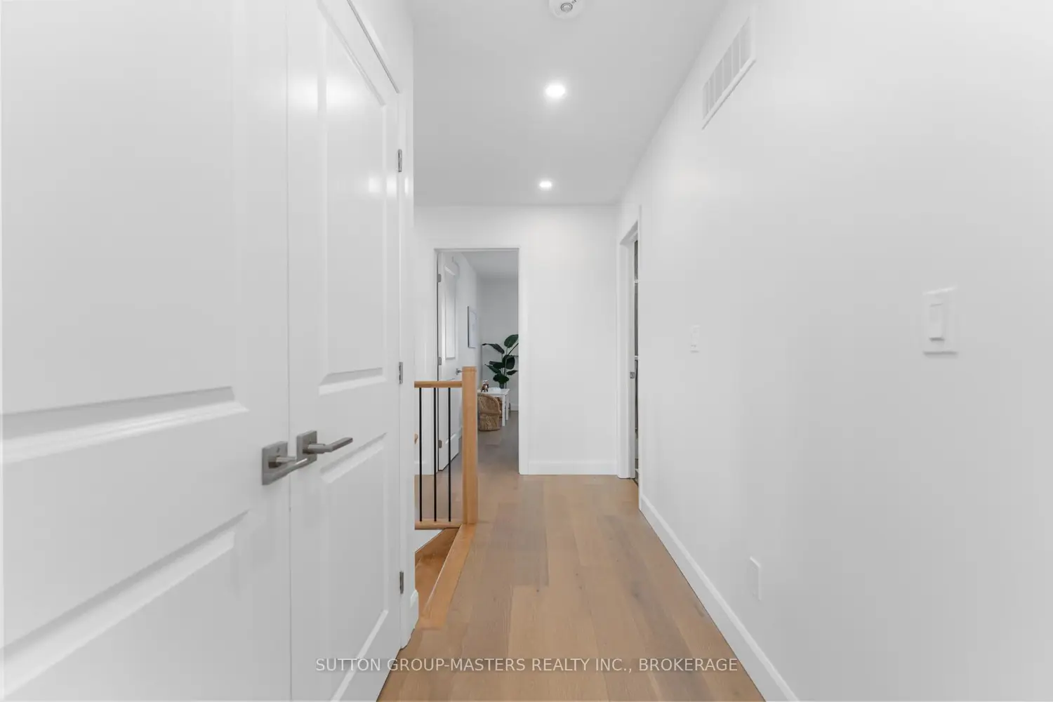 Additional image 14 of 204 Superior Drive