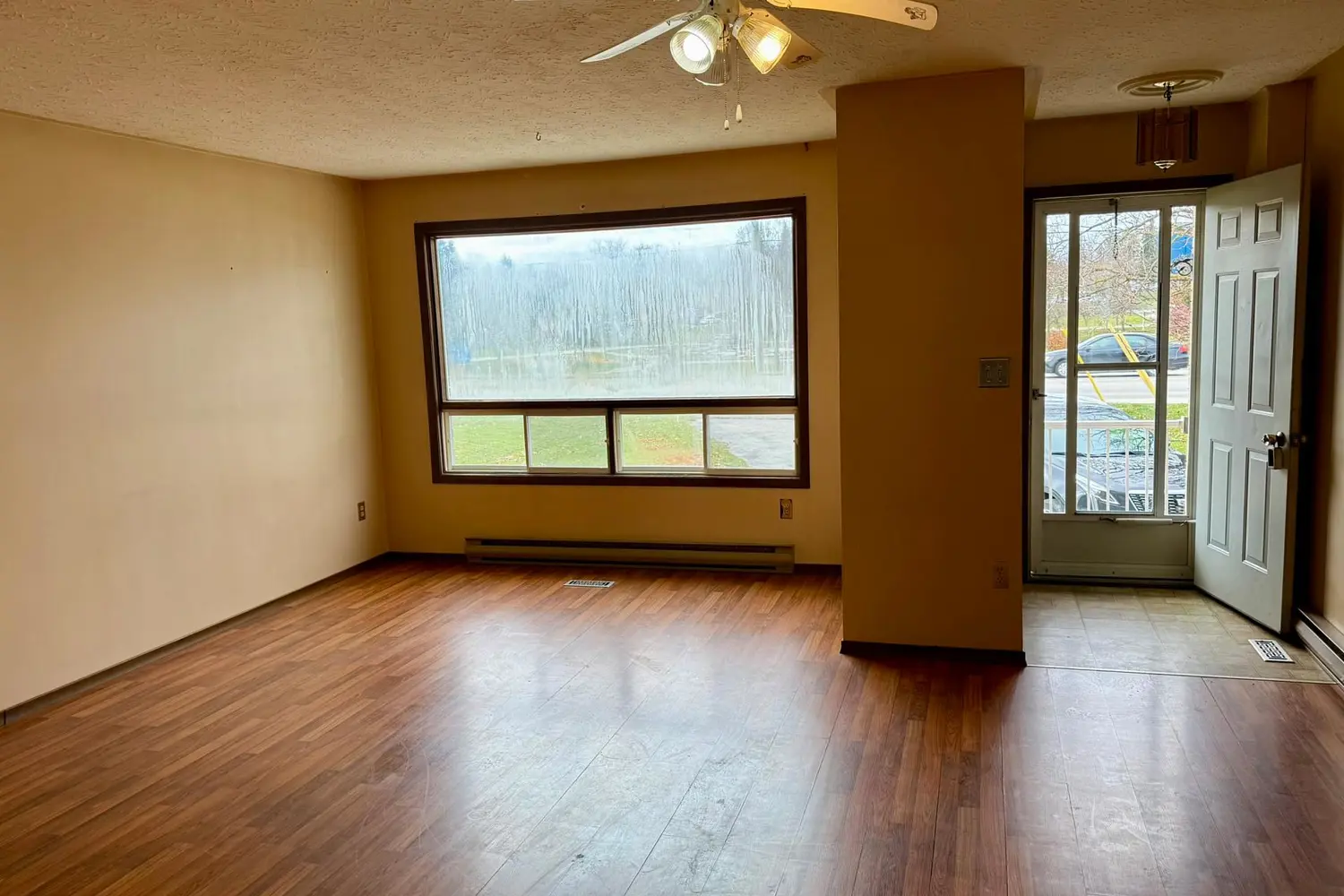 Additional image 3 of 1030 Yonge Street