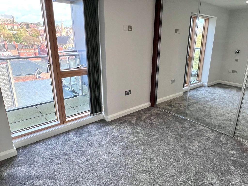 Additional image 15 of 2 bed flat to rentThorngate House, St Swithins Square, Lincoln LN2