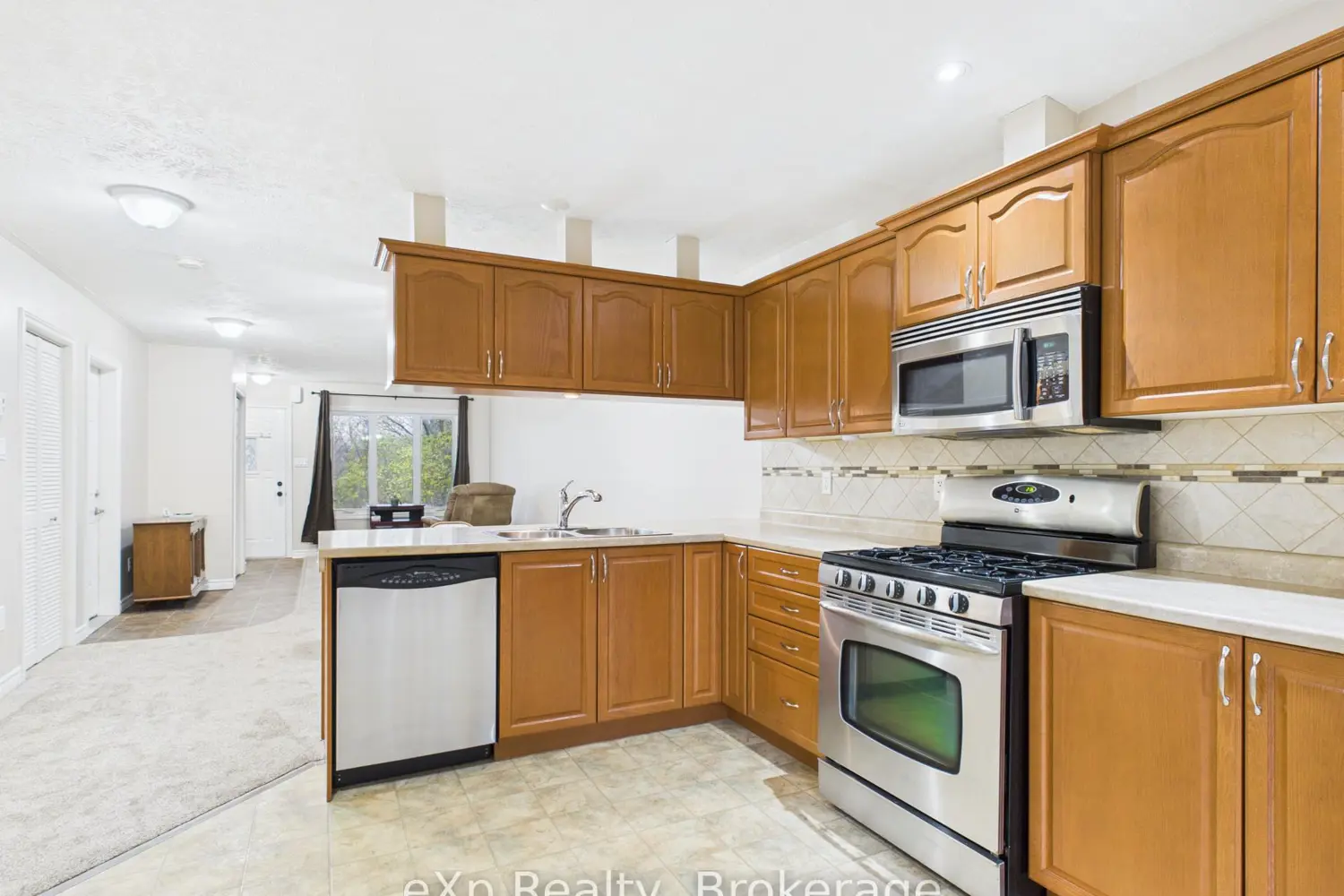 Additional image 10 of 302 Park Street 9