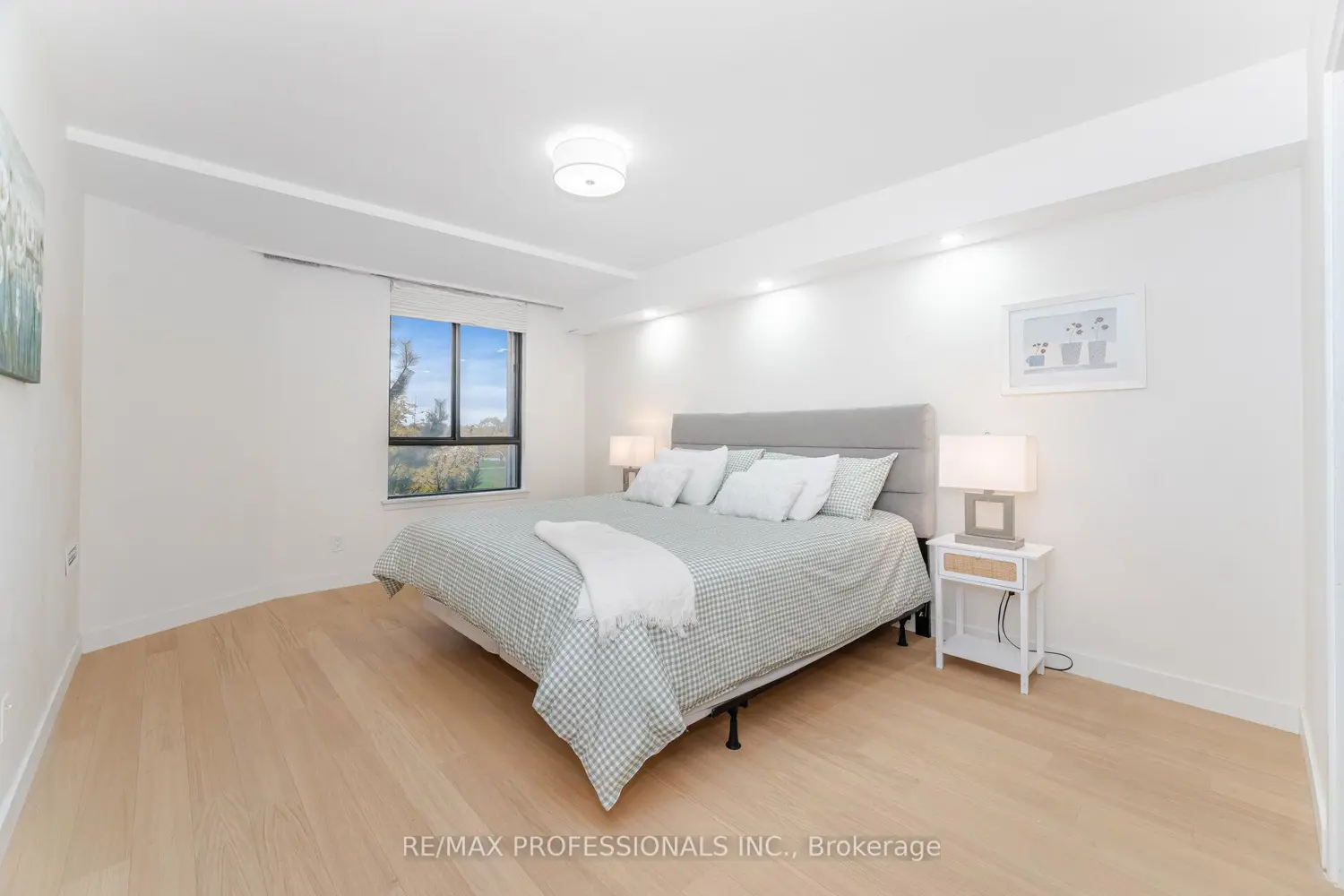 Additional image 6 of 284 Mill Road A12