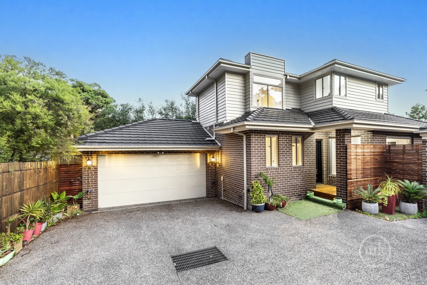 2/147 Rattray Road, Montmorency VIC 3094