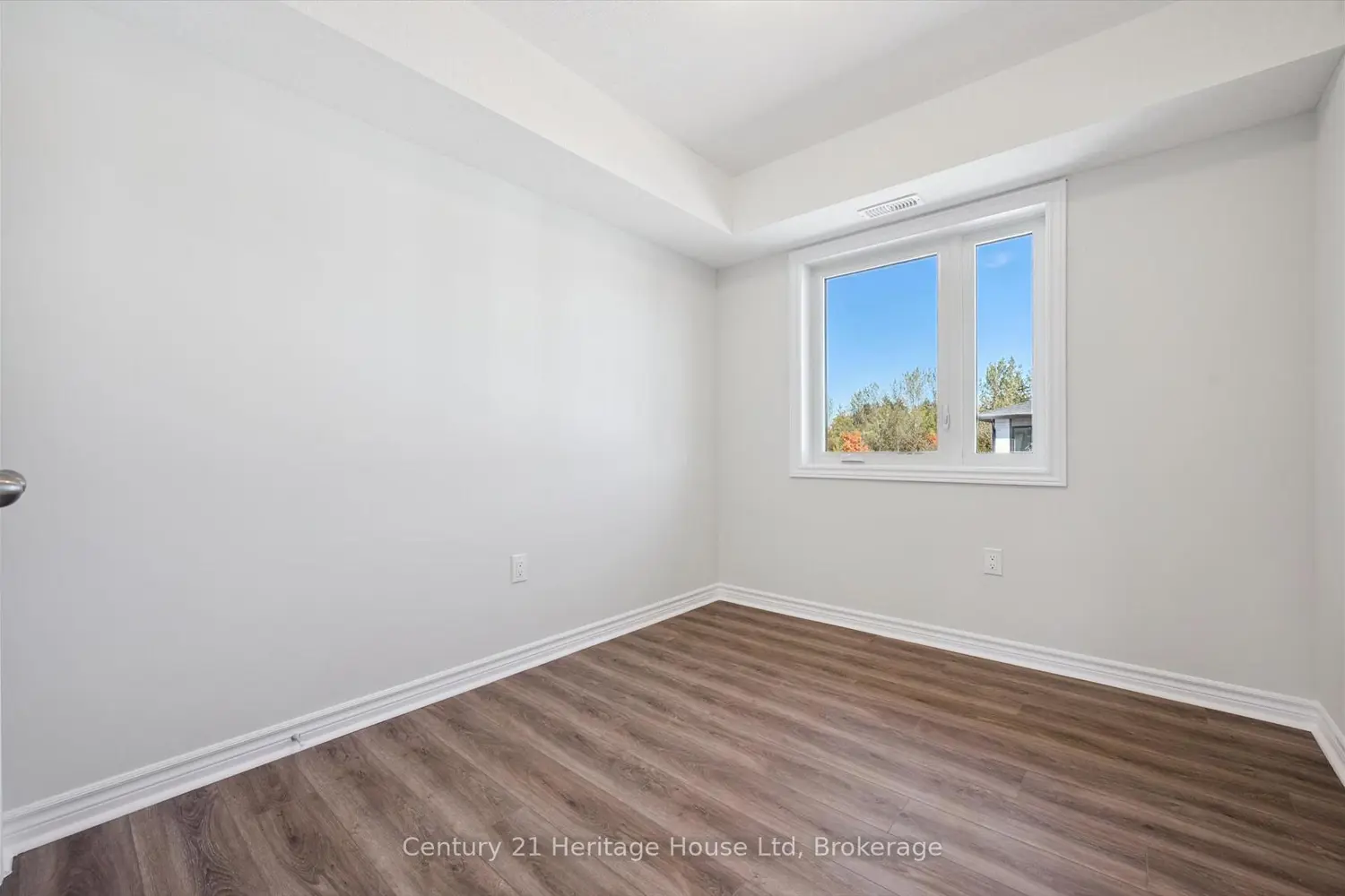 Additional image 20 of 465 Garafraxa Street 6