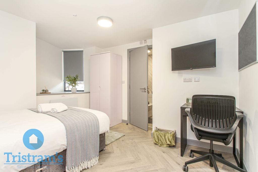 Additional image 6 of 6 bed shared accommodation to rent6Bed 6Bath Talbot Street, City Centre NG1