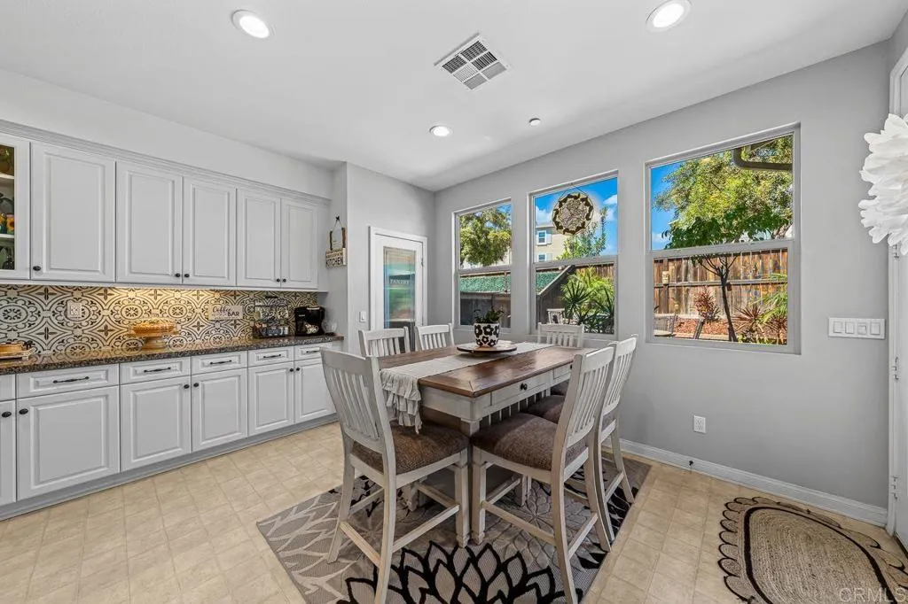 Additional image 6 of 1115 Calle Oroblanco Unit 3, Chula Vista, CA 91913