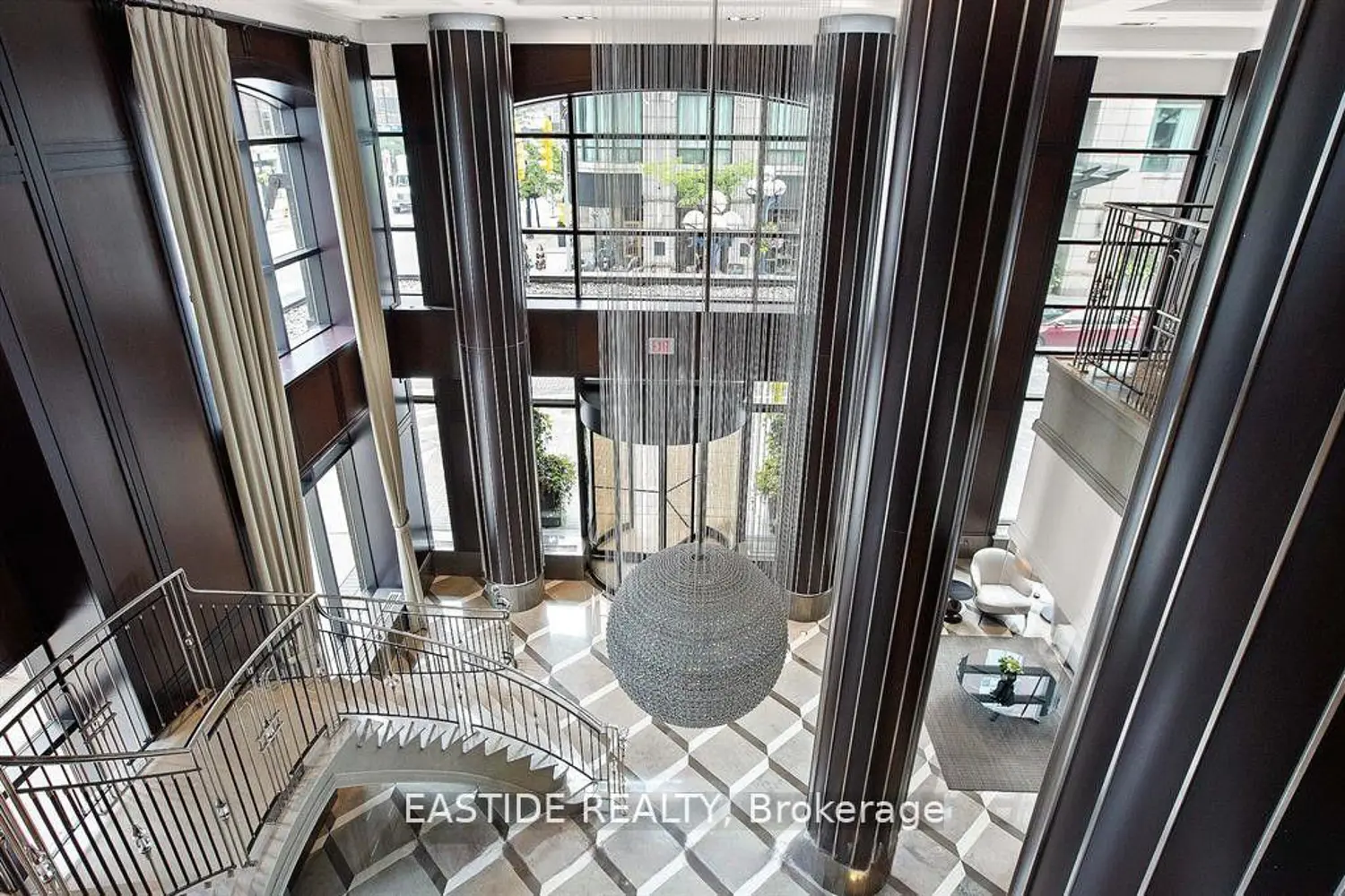 Additional image 4 of 68 Yorkville Avenue 303