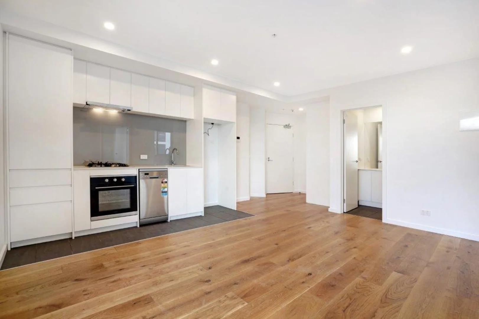 Additional image 3 of 307/16 Dalgety Street, Oakleigh VIC 3166