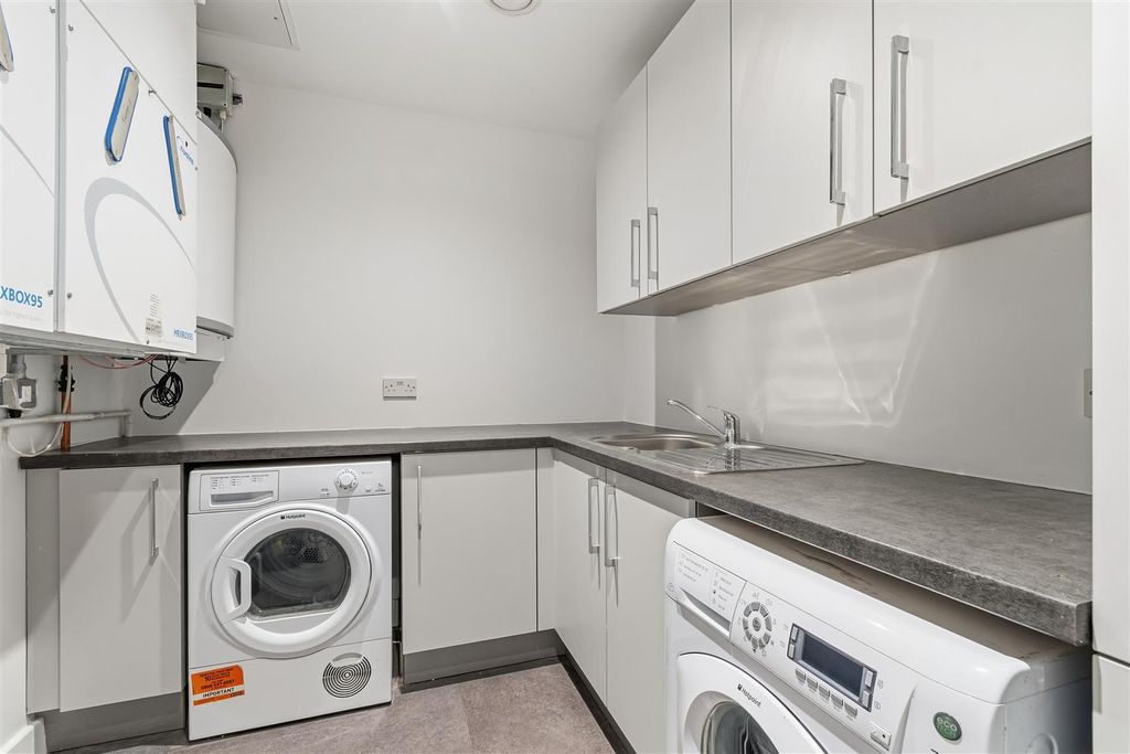 Additional image 16 of 3 bed flat to rentMarshall Street, Birmingham B1