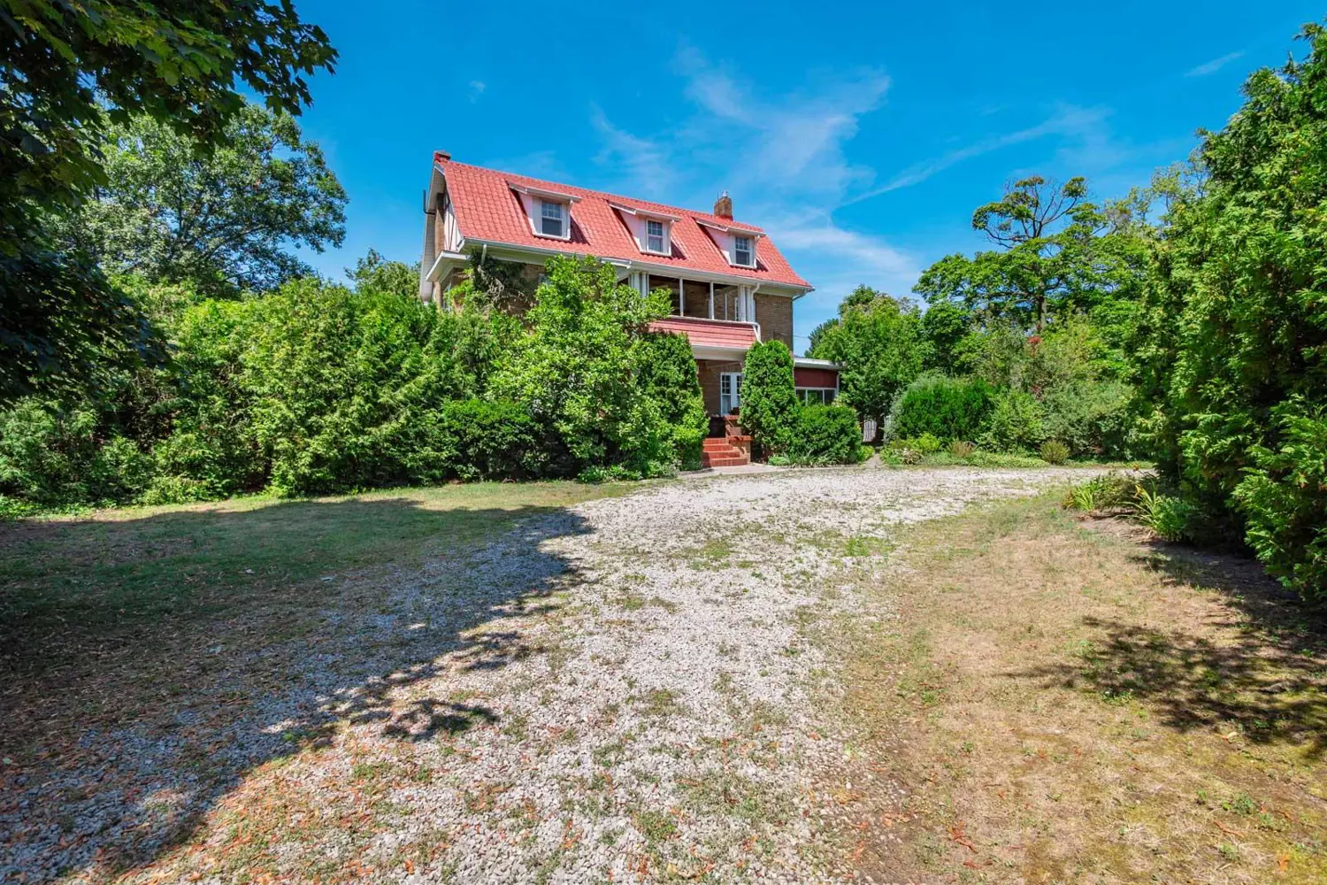 Additional image 2 of 3175 Lakeshore Road