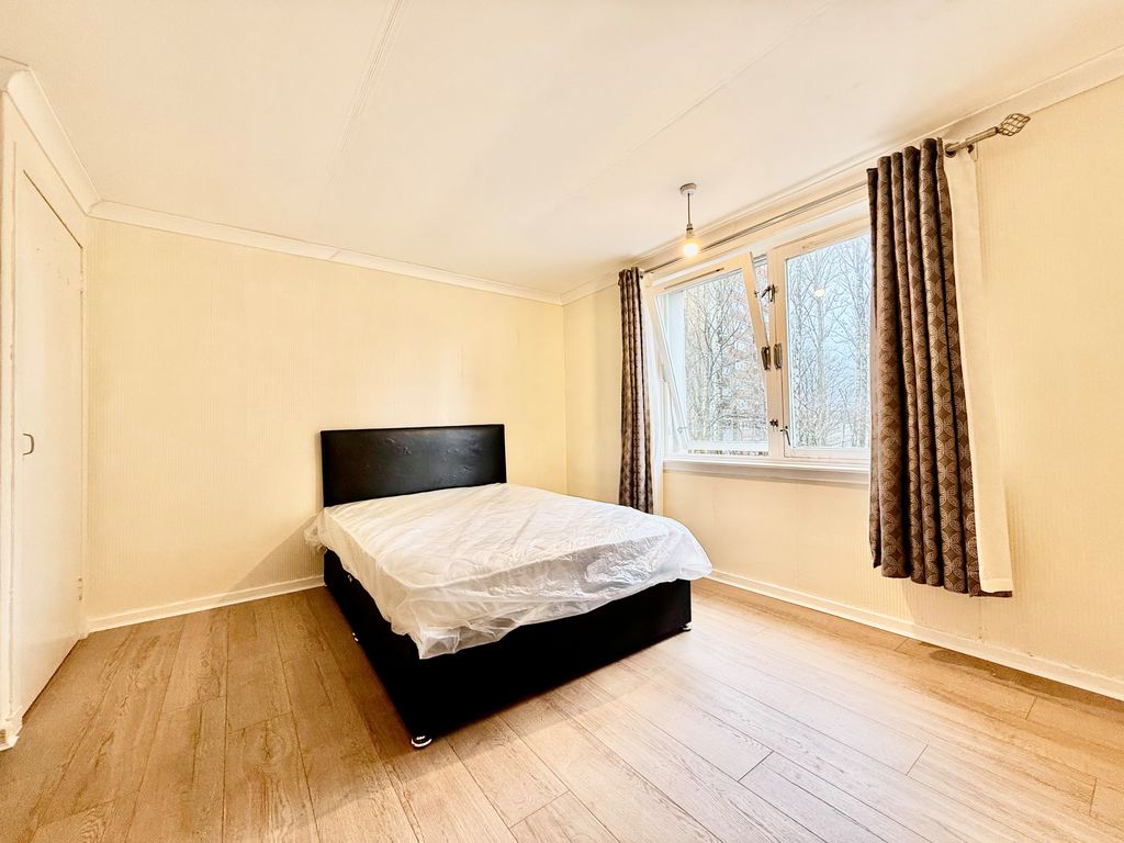 Additional image 9 of 3 bed flat to rentMorefield Road, Glasgow G51